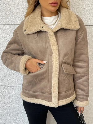 Beige shearling jacka dam med fuskpäls