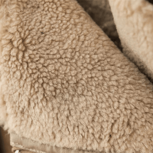 Beige shearlingjacka