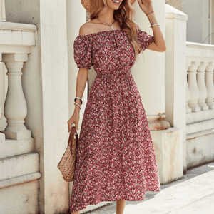 Blommig off shoulder klänning