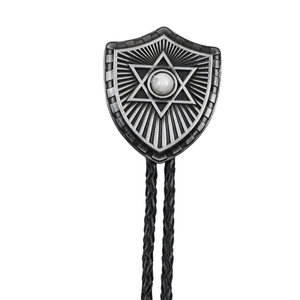 Bolo tie i form av sexuddig stjärna med natursten Vit