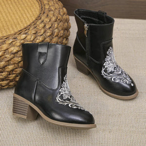 Broderade cowboyboots för flickor med vintageblommönster