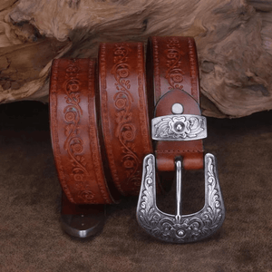 Cowboybälte i Präglat Läder med Tjockt Stålspänne