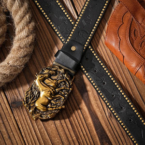 Cowboybälte med gyllene hästspänne