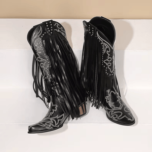 Cowboyboots med fransar och broderi i västernstil