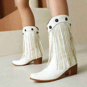 Cowboyboots med fransar och nitar i västernstil