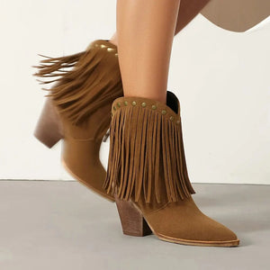 Cowgirl-Ankelboots i Mocka med Fransar