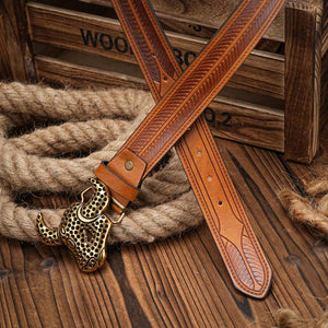 Elegant cowboybälte med gyllene tjurhuvudspänne