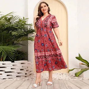 Plus size klänning i bohemisk stil