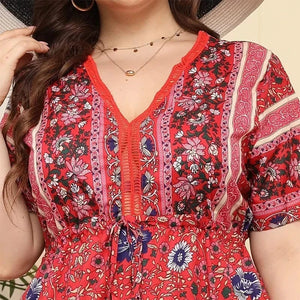 Plus size klänning i bohemisk stil