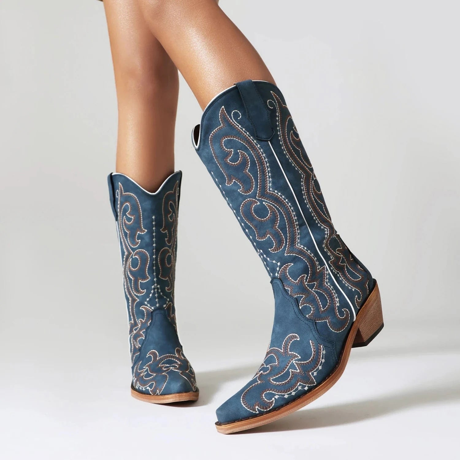 Blåa Höga Cowboyboots med Broderi för Dam