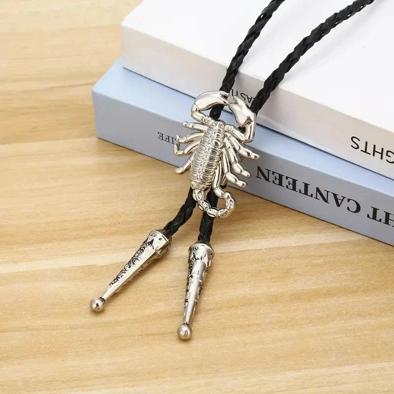 Bolo tie med 3D-skorpion i metall