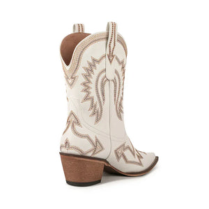 Broderade låga cowboyboots med chunky klack