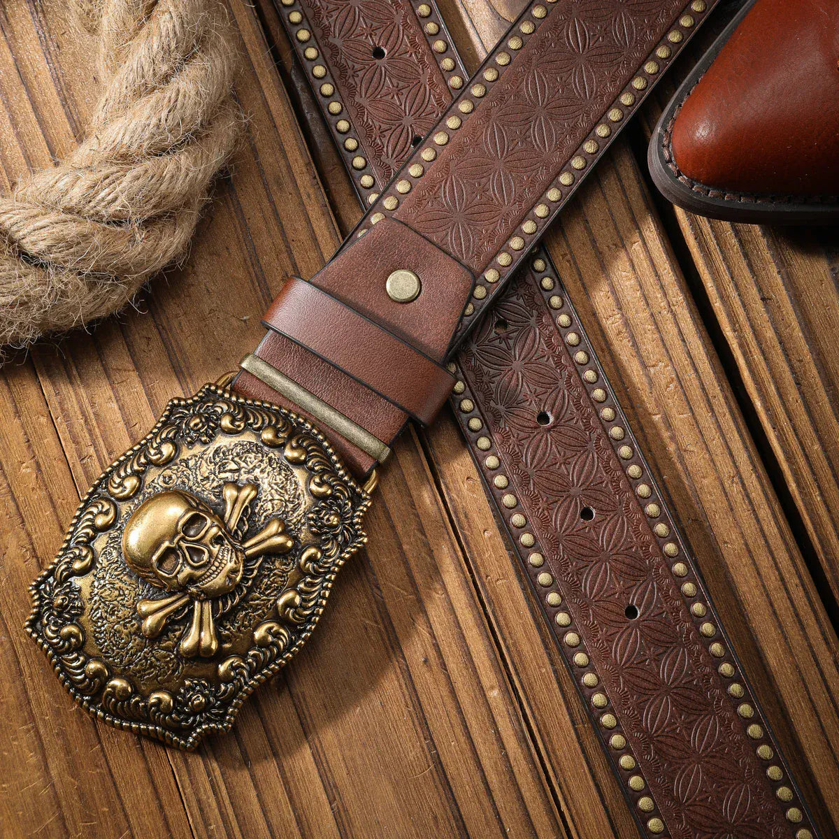 Brunt cowboyläderbälte