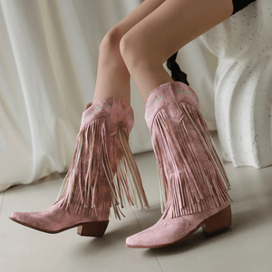 Cowboy boots mocka dam