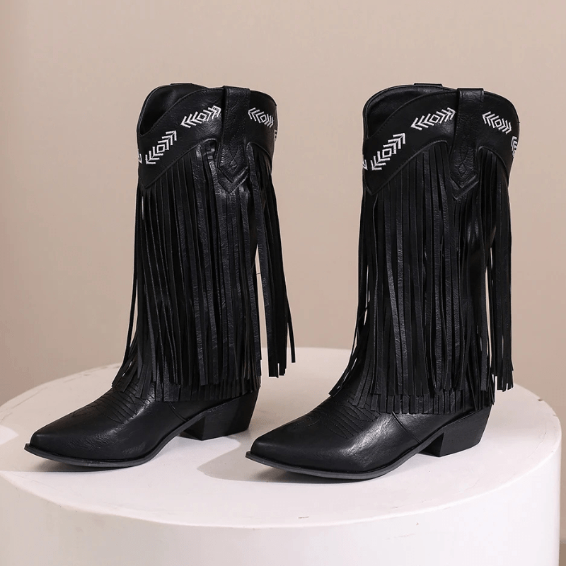 Cowboy boots mocka dam