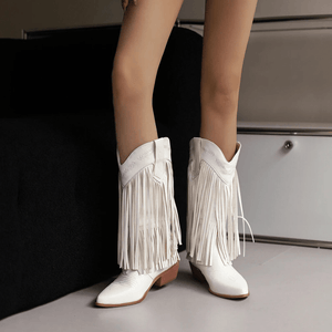 Cowboy boots mocka dam