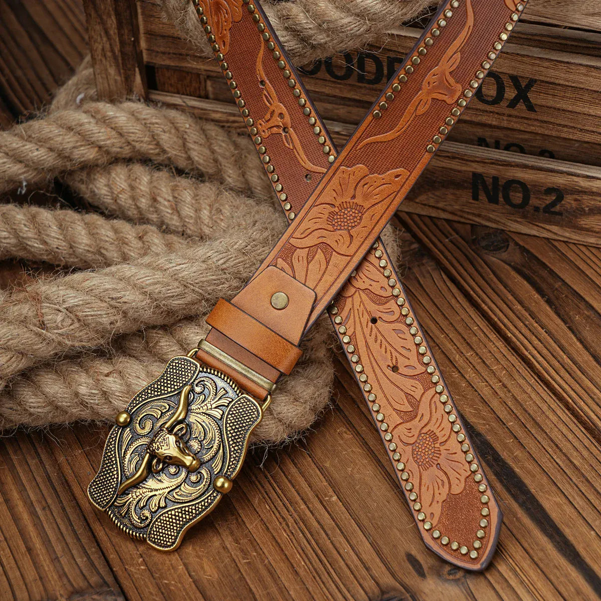 Cowboybälte skulpterat longhornspänne