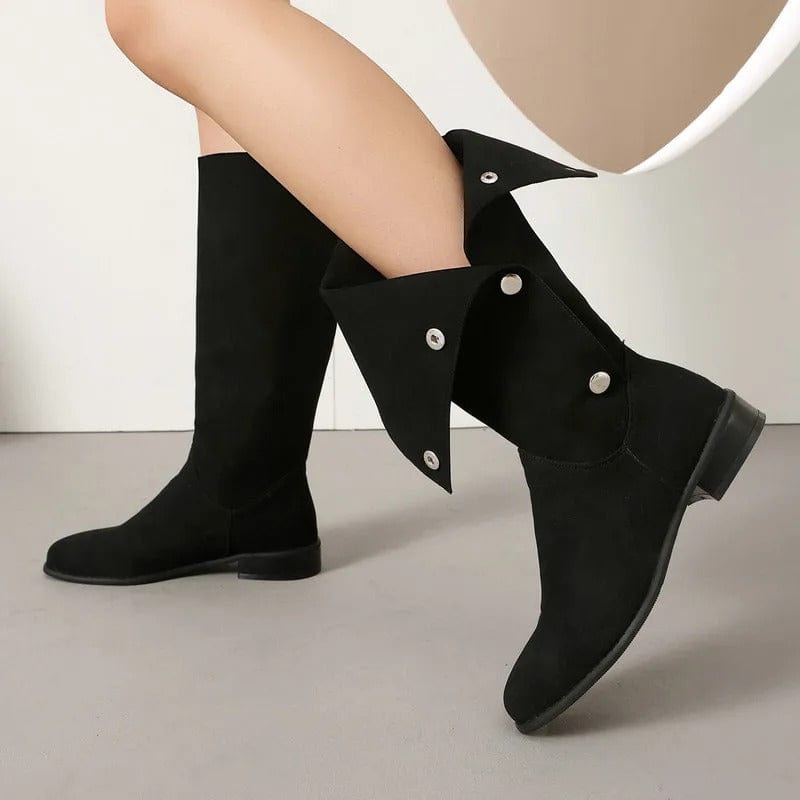 Cowboyboots i mockalook med knappar och bred skaftöppning