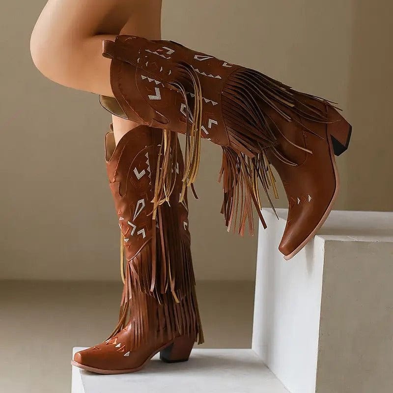 Cowboyboots med broderad design och eleganta fransar