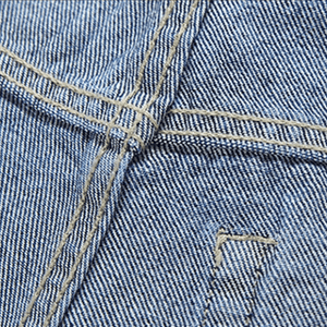 Klassiska raka jeans för män