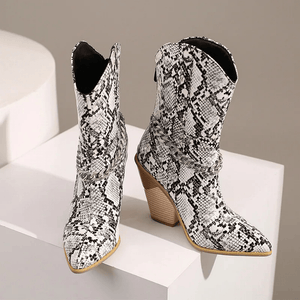Låga Cowboyboots med Kedja och Hög Klack