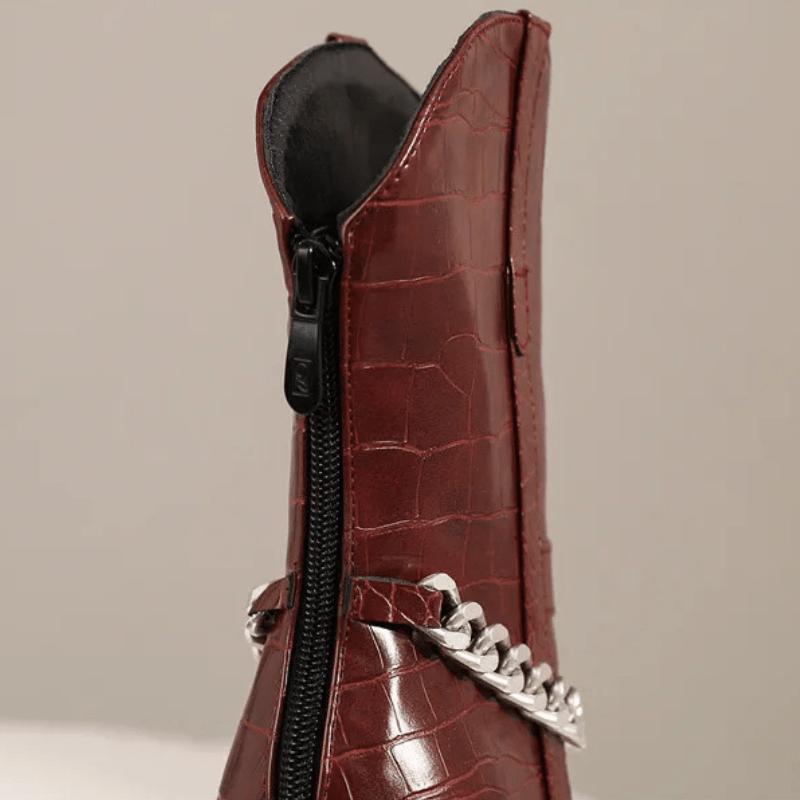 Låga Cowboyboots med Kedja och Hög Klack