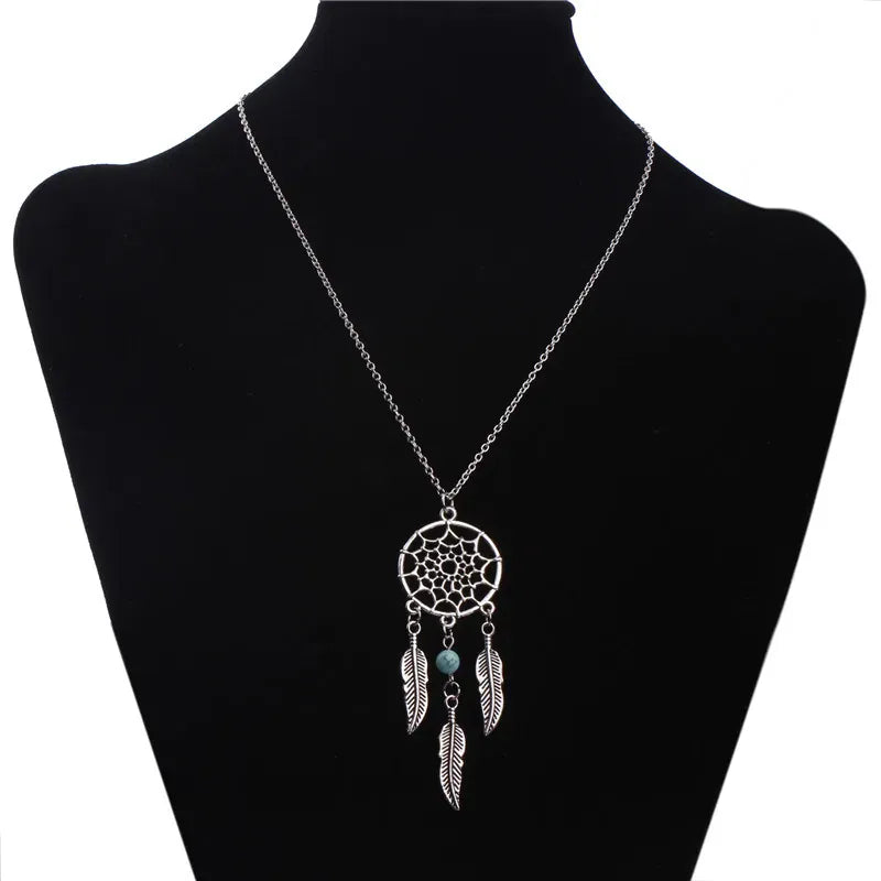 New Dream Catcher Pendant Necklace Feather Blue Beads Women Chain Necklaces Bijoux Collares Fashion Jewelry Wholesale Party Gift