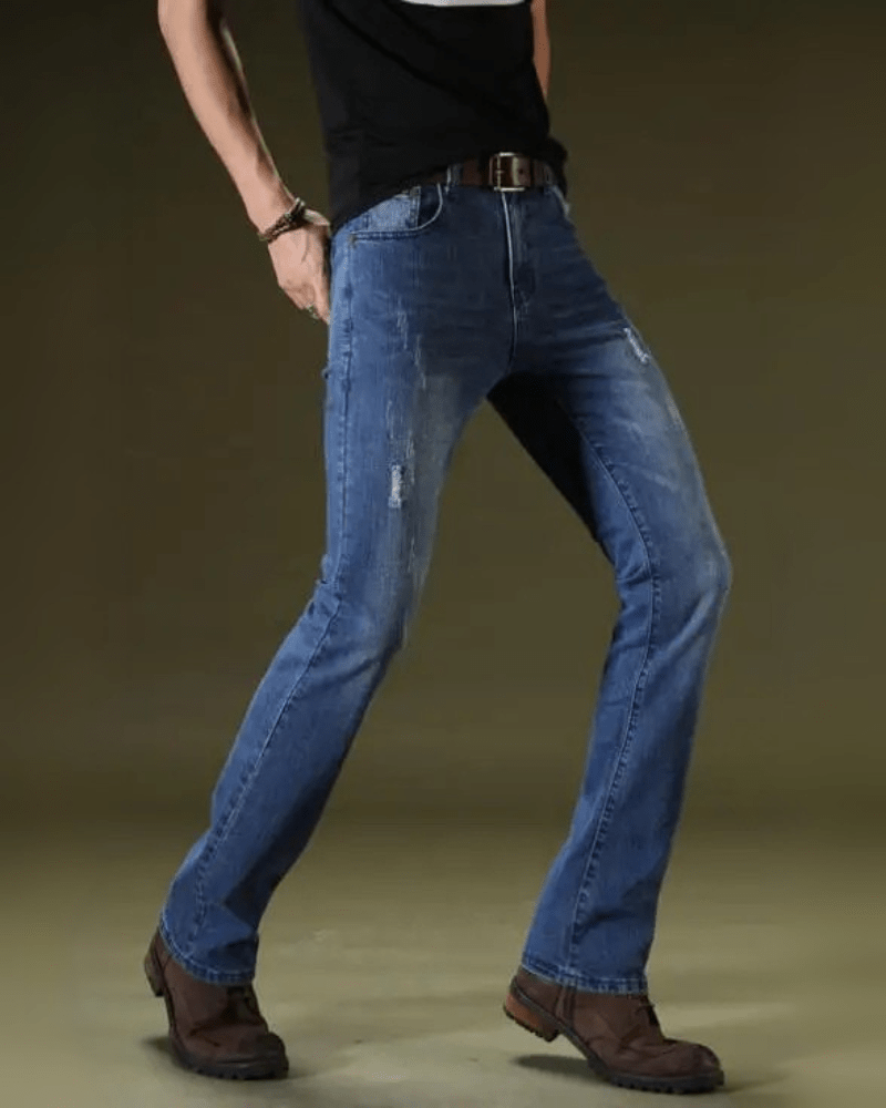Utsvängda jeans för herr