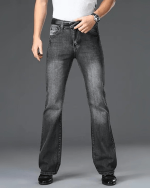 Utsvängda jeans herr
