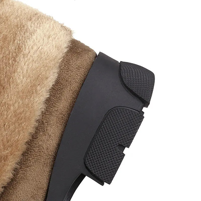Vinter cowboyboots med fluffig insida och dekorativ snörning
