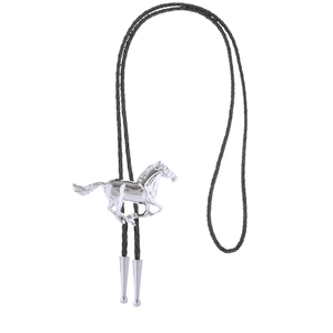 Western Bolo Tie med galopperande häst