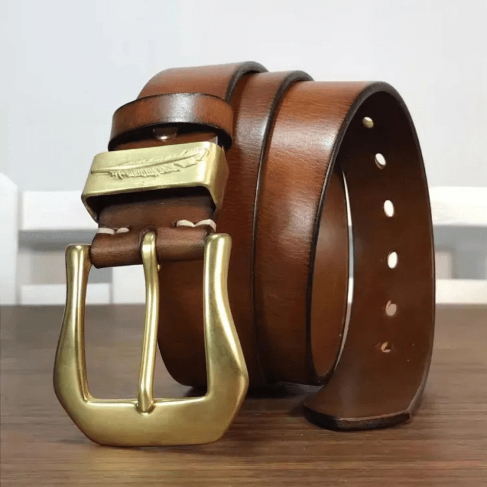 Westernbälte i äkta läder med vintage-kopparspänne